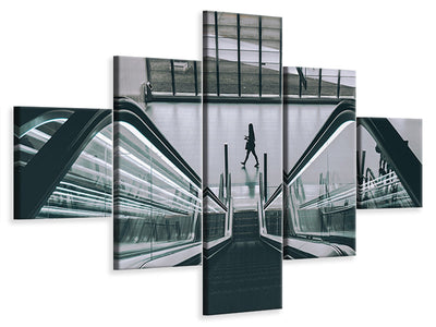 5-piece-canvas-print-at-the-airport