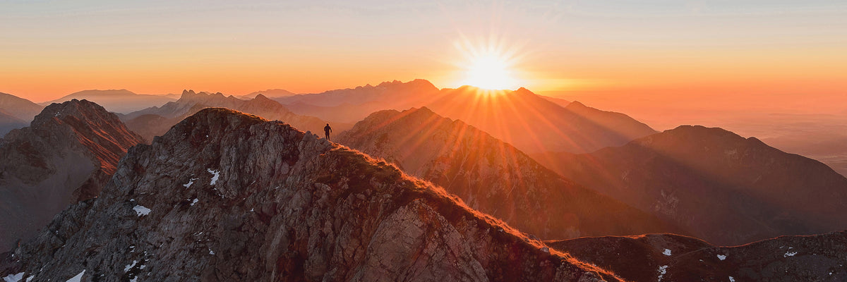 panoramic-canvas-print-running-on-the-ridge-panorama