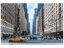 canvas-print-in-the-middle-of-manhattan