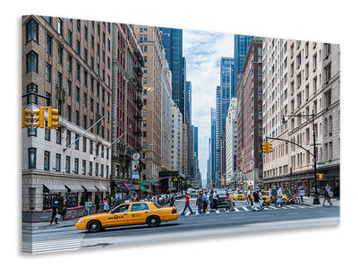 3-piece-canvas-print-in-the-middle-of-manhattan