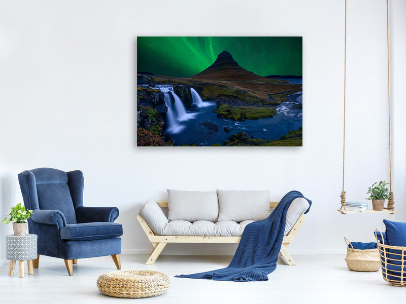 5-piece-canvas-print-kirkjufell-under-a-boreal-green-sky