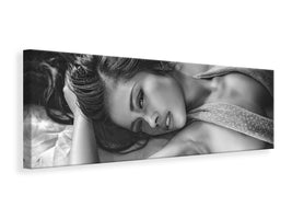 panoramic-canvas-print-laying-down