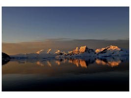 panoramic-canvas-print-peaceful-antarctic
