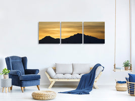 canvas-print-the-sunrise-in-the-mountains
