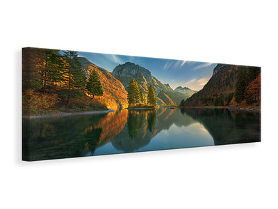 panoramic-canvas-print-magic-lake